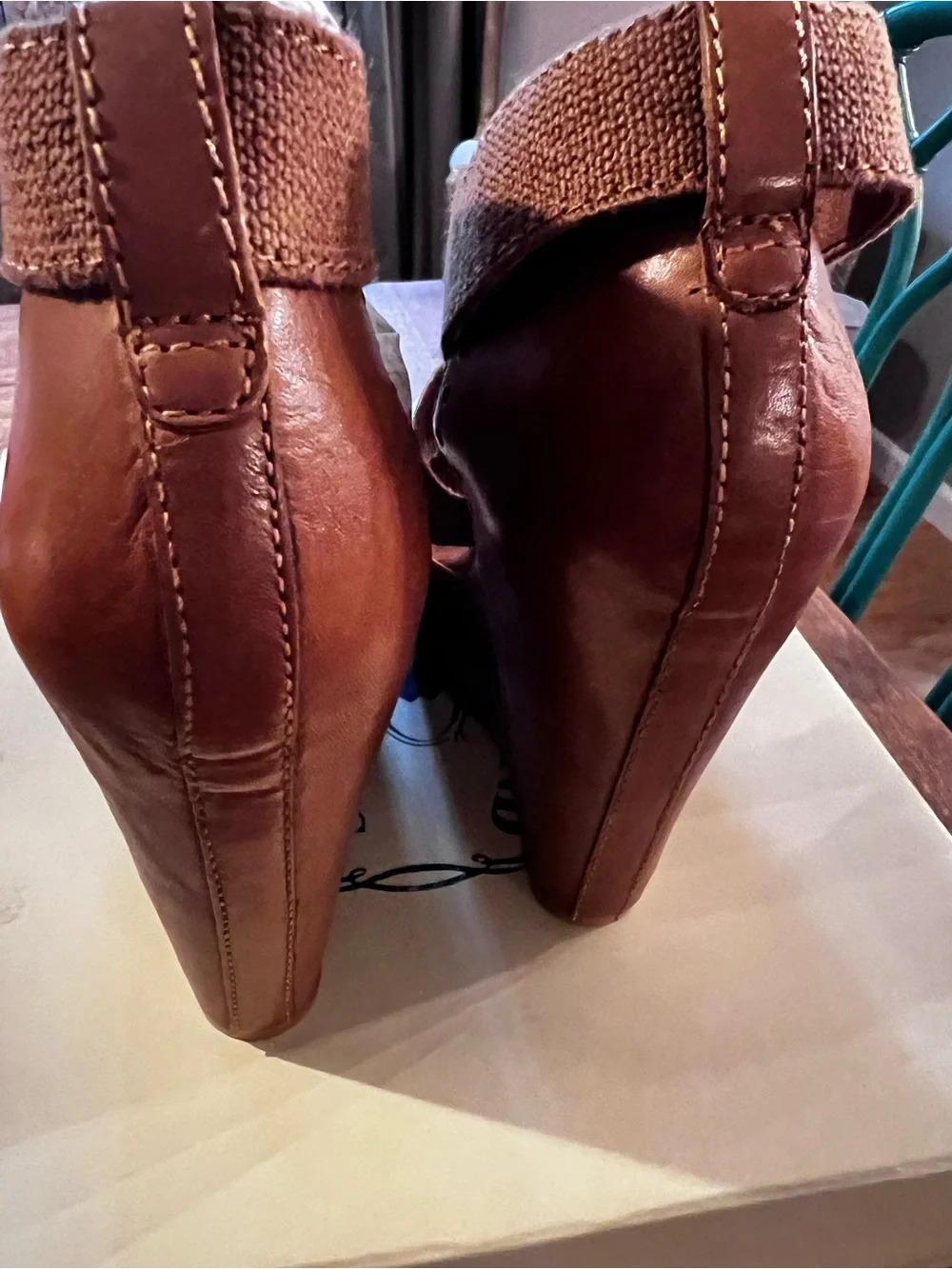Lucky Brand LK-Nana Platform Wedges Vegan Leather